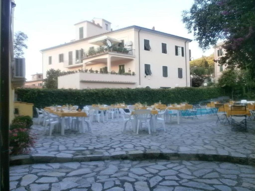 Hotel La Conchiglia Марчиана-Марина Экстерьер фото
